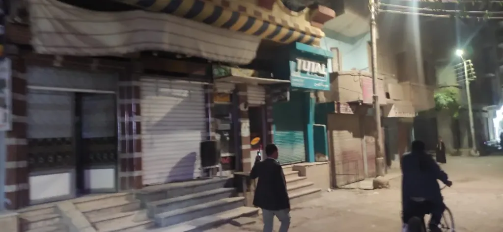 محافظ أسيوط: حملات مكثفة لضبط مواعيد الغلق.. وتشميع 35 محلًا ومنشأة