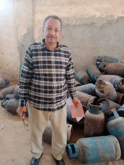 محافظ أسيوط: تحرير 246 محضرًا تموينيًا خلال حملات مكثفة لضبط الأسواق