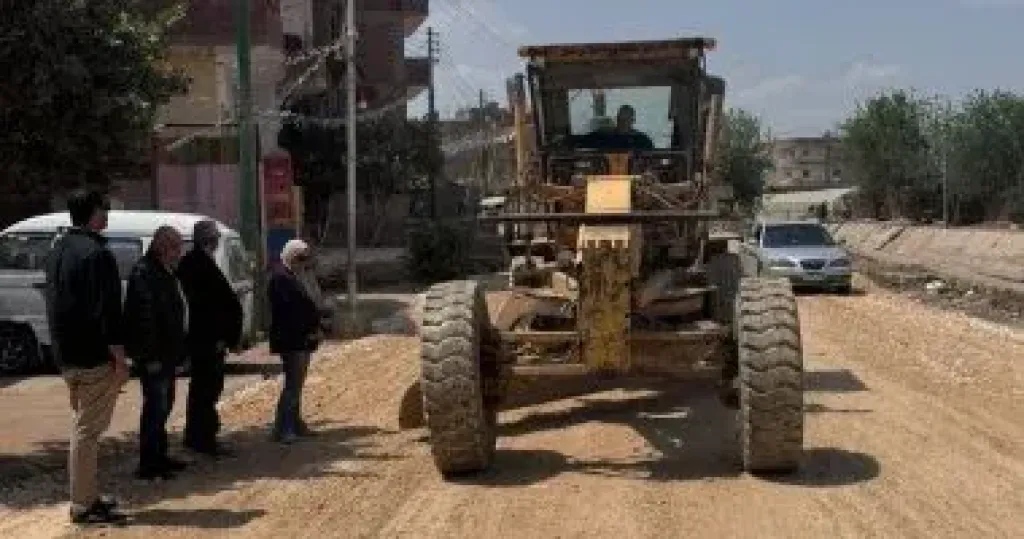 محافظ الجيزة يعلن بدء رصف وتطوير طريق أم دينار بمنشأة القناطر