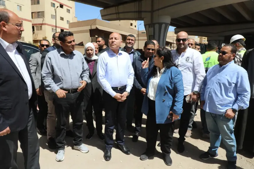 محافظ القاهرة يتفقد تطوير مدينة الأمل الجديدة بعزبة الهجانة