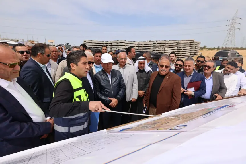 كامل الوزير يتفقد خط سكة حديد بئر العبد – العريش – طابا بطول 353 كم