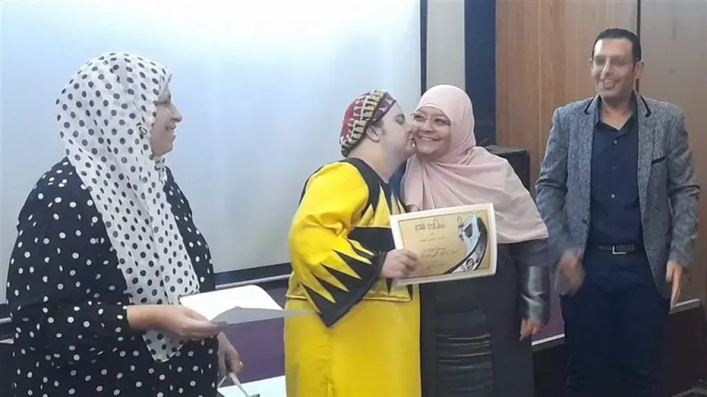 الثقافة السينمائية يحتفي بالأمهات المثاليات في عرض فيلم ”الحلم”