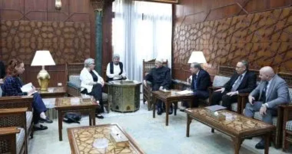 شيخ الأزهر يستقبل سفيرة فنلندا ويؤكد: العالم بحاجة إلى عودة القيم الدينية