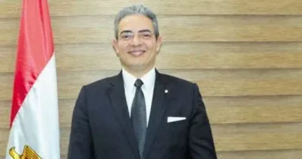 نقيب الإعلاميين يقرر منع ظهور عبد الجليل بقناة الزمالك ومحمد فاروق بقناة تن