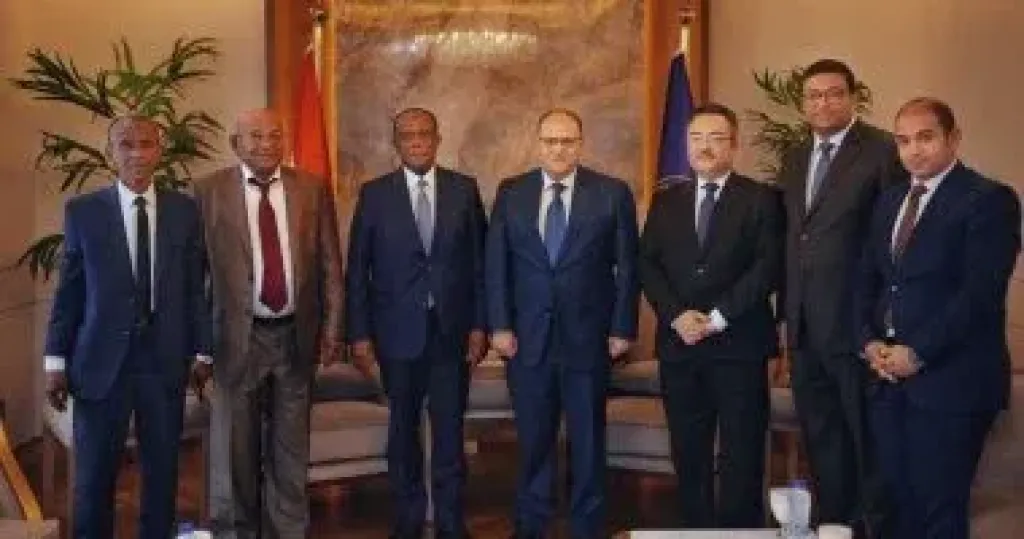 رئيس هيئة الدواء يستقبل وفداً رفيع المستوى من جمهورية إريتريا لبحث التعاون