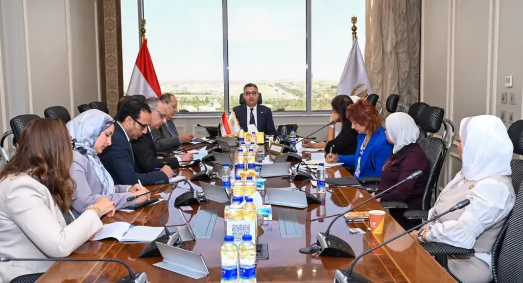 وزير التموين يبحث مع برنامج الأغذية العالمي تعزيز الأمن الغذائي والتحول الرقمي