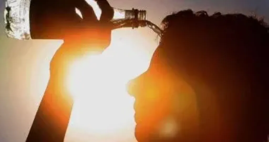 تحذير من ذروة الحرارة.. مركز المناخ يكشف تفاصيل طقس الجمعة