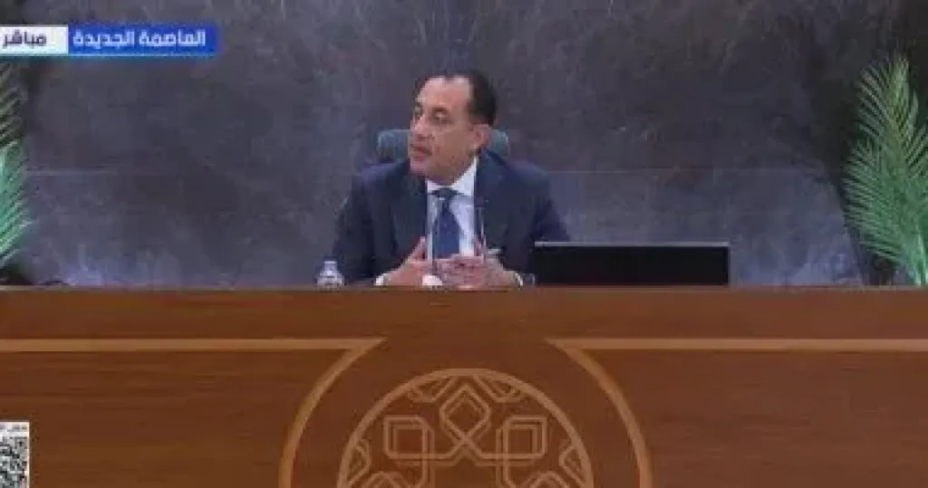 رئيس الوزراء يتابع موقف ترشيد استهلاك المواد البترولية فى المشروعات الحكومية