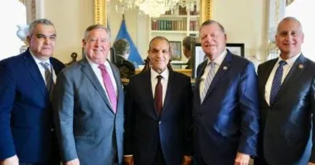 وزير الخارجية يواصل لقاءاته مع رؤساء اللجان بمجلس النواب الأمريكي