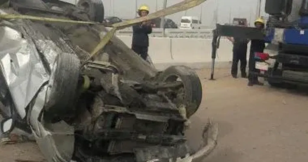 إصابة شخصين في انقلاب سيارة ملاكي بالطريق الدولي بالإسكندرية