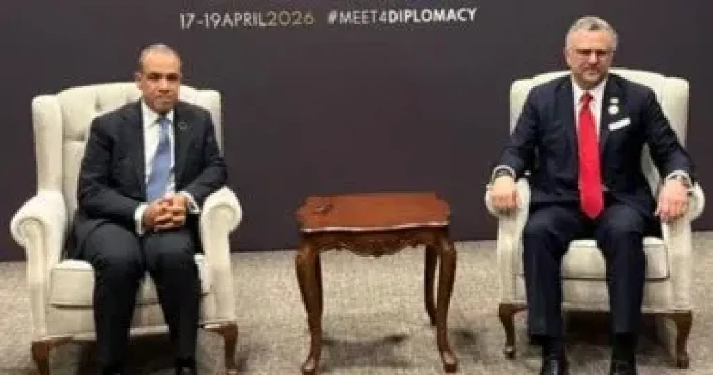 وزير الخارجية يبحث مع مستشار ترامب تعزيز الشراكة الاستراتيجية بين مصر وأمريكا