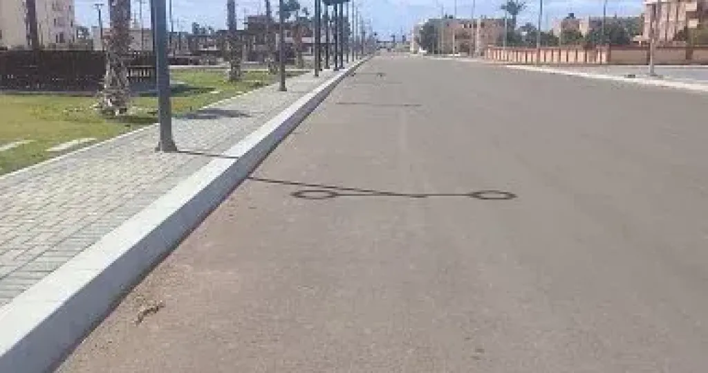 صور الأقمار الصناعية.. سحب مصحوبة بأمطار على بعض المناطق وأتربة ورمال