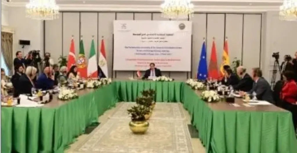 عضو مجلس الشيوخ الإيطالي: المتوسط يجب أن يتحول من بؤرة أزمات إلى مصدر استثنائي للفرص