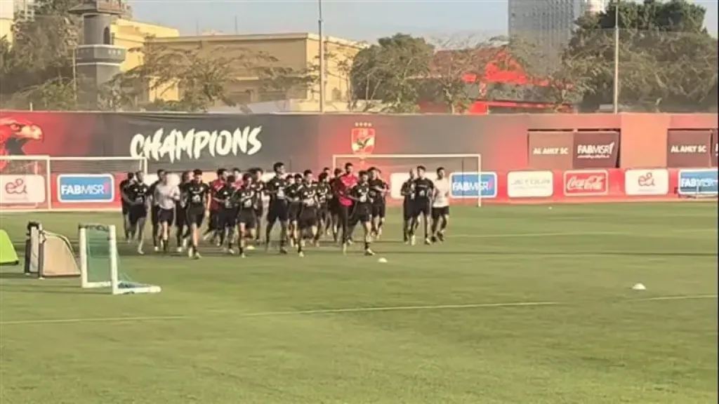 تدريبات بدنية واستشفائية، الأهلي يواصل استعداداته لمواجهة بيراميدز في الدوري الممتاز