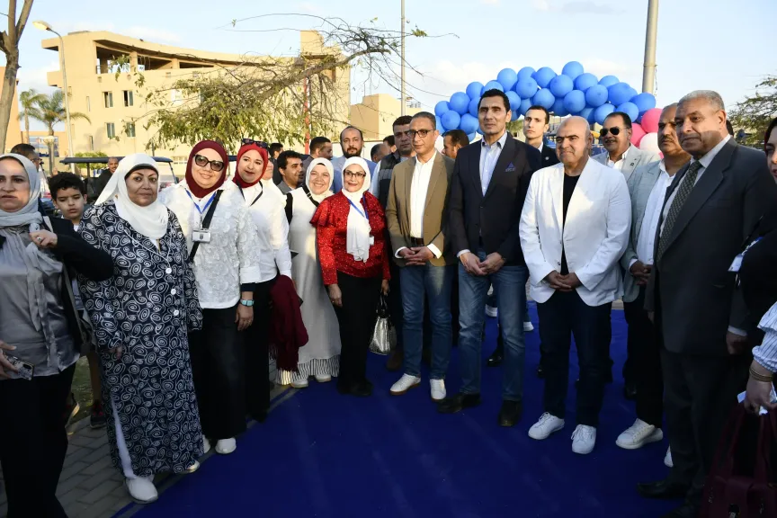 وزير الشباب ومحافظ الجيزة يتفقدان تطوير نادي الصيد بأكتوبر