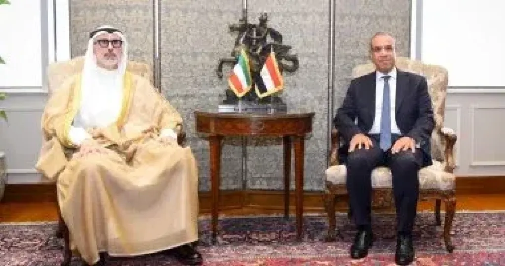 وزيرا خارجية مصر والكويت يناقشان مستجدات المفاوضات الأمريكية – الإيرانية