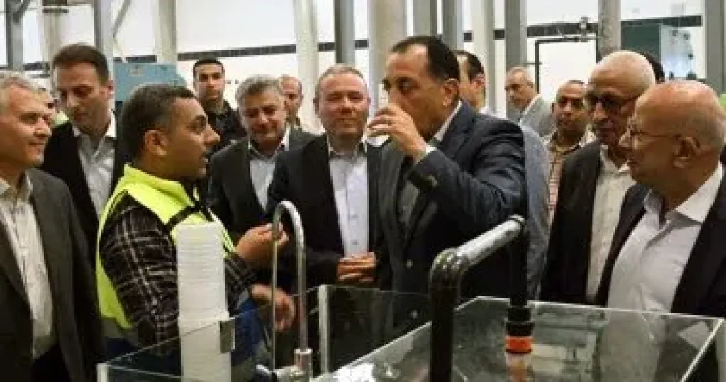 مدبولي: توجيهات رئاسية بالاهتمام بملف تحلية مياه البحر والتوسع فى تنفيذ مشروعات فى هذا المجال