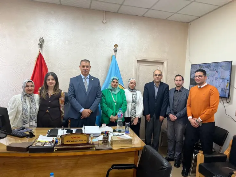 الرقابة النووية والإشعاعية تُعزّز وعي طالبات كلية الدراسات الاسلامية والعربية بدورها  في التواصل الجماهيري