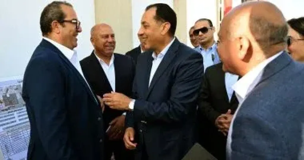 رئيس الوزراء يتابع الموقف التنفيذي لمشروع إنشاء 17 تجمعاً تنموياً حضرياً برفح والشيخ زويد