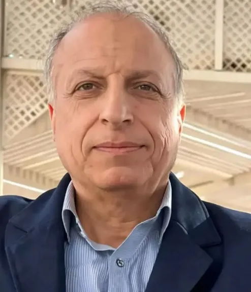 عزت سلامة يكتب :  ”بين هدنة الكلام وتصعيد الواقع..حقيقة مايحدث مع إيران ”