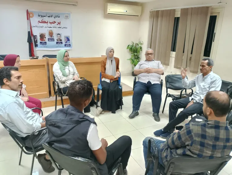 محافظ أسيوط: فعاليات ثقافية وفنية متنوعة احتفالًا بالعيد القومي للمحافظة لتعزيز