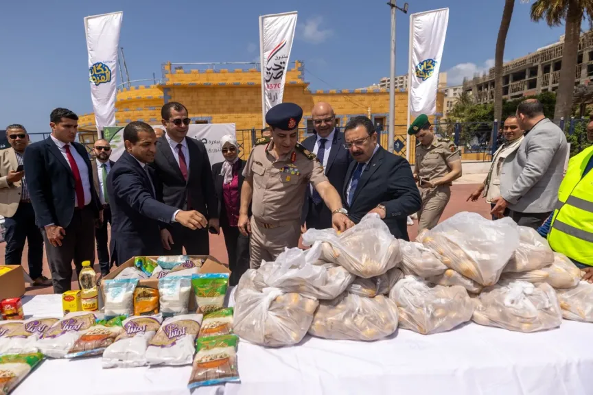 دكان الفرحة من صندوق تحيا مصر يصل إلى جامعة الإسكندرية