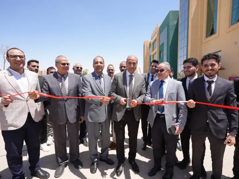 محافظ أسيوط يفتتح ملتقى التوظيف بجامعة سفنكس بمشاركة 40 شركة