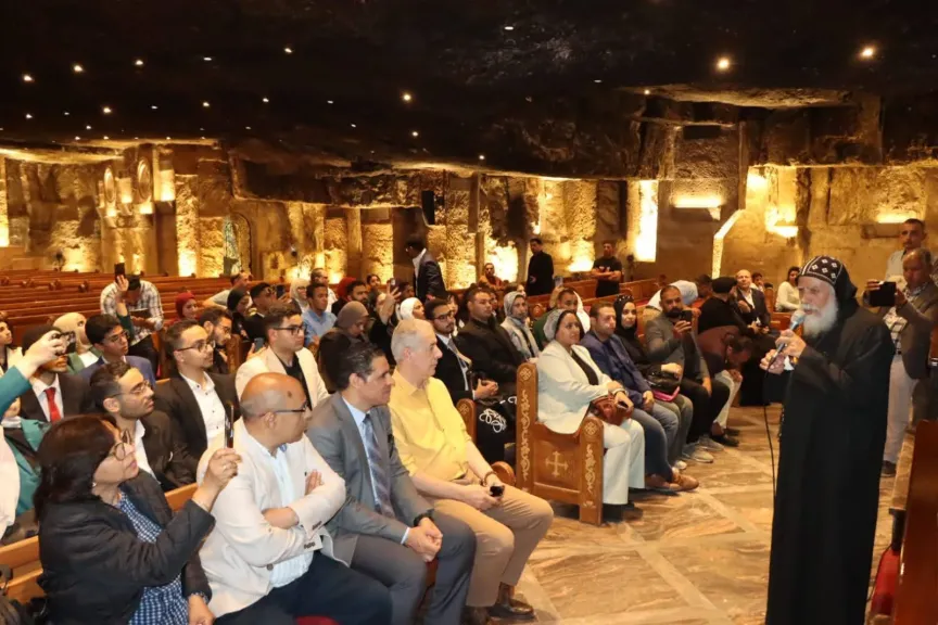 محافظ أسيوط: استقبال وفد “إحياء مسار العائلة المقدسة” لتعزيز ثقافة السلام