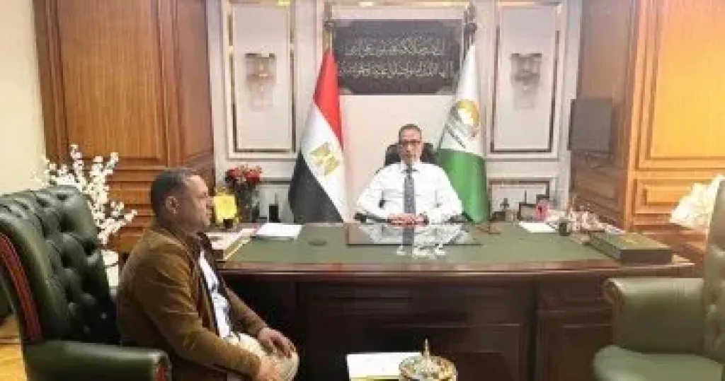 محافظ الجيزة: التوسع فى برامج التعقيم والتطعيم للكلاب الضالة وإنشاء مراكز إيواء