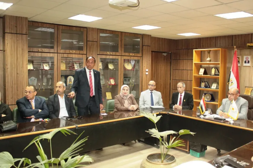 مجلس قطاع خدمة المجتمع بجامعة أسيوط يناقش أنشطته وخططه التنفيذية