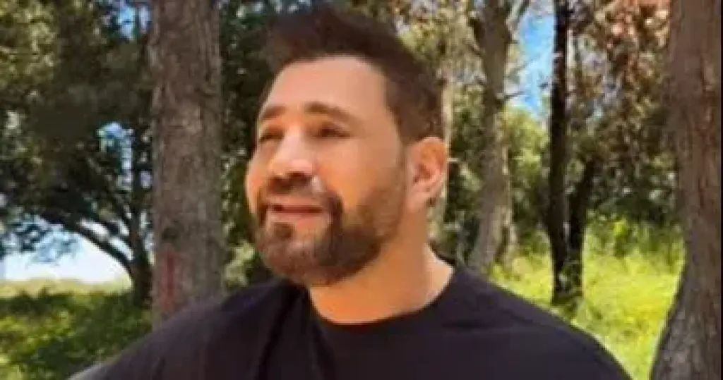 إيوان يوجه رسالة دعم للفنان هانى شاكر: إن شاء الله تعود ضحكته تملأ المسارح