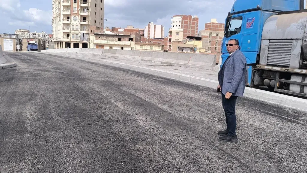 من أجل السيولة المرورية جاكلين تقرر فتح كوبري كفر الدوار العلوى