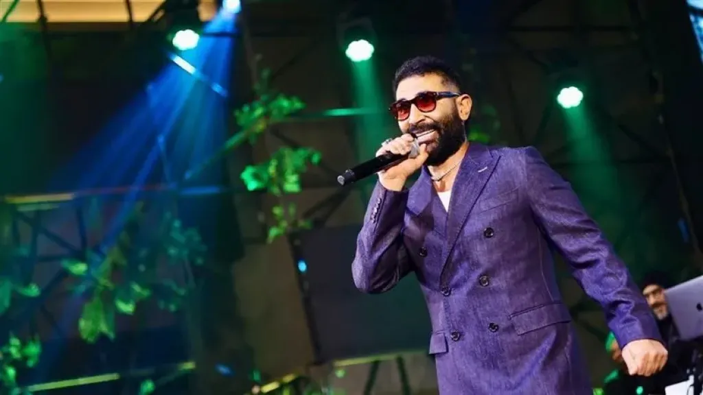 ظهور مختلف لـ أحمد سعد في حفل ضخم بالقاهرة، والجمهور يعلق على فقدانه للوزن