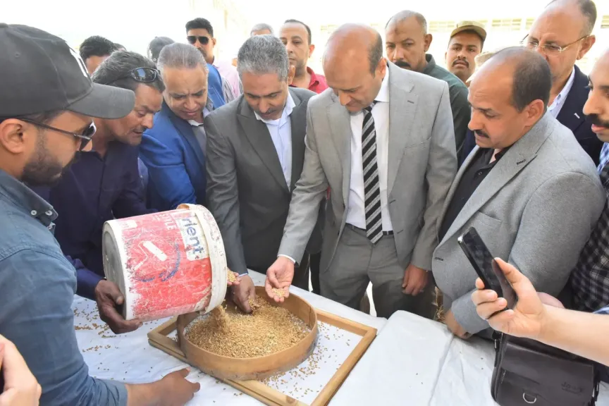 محافظ أسيوط يتفقد أعمال توريد القمح بصوامع مطاحن مصر الوسطى