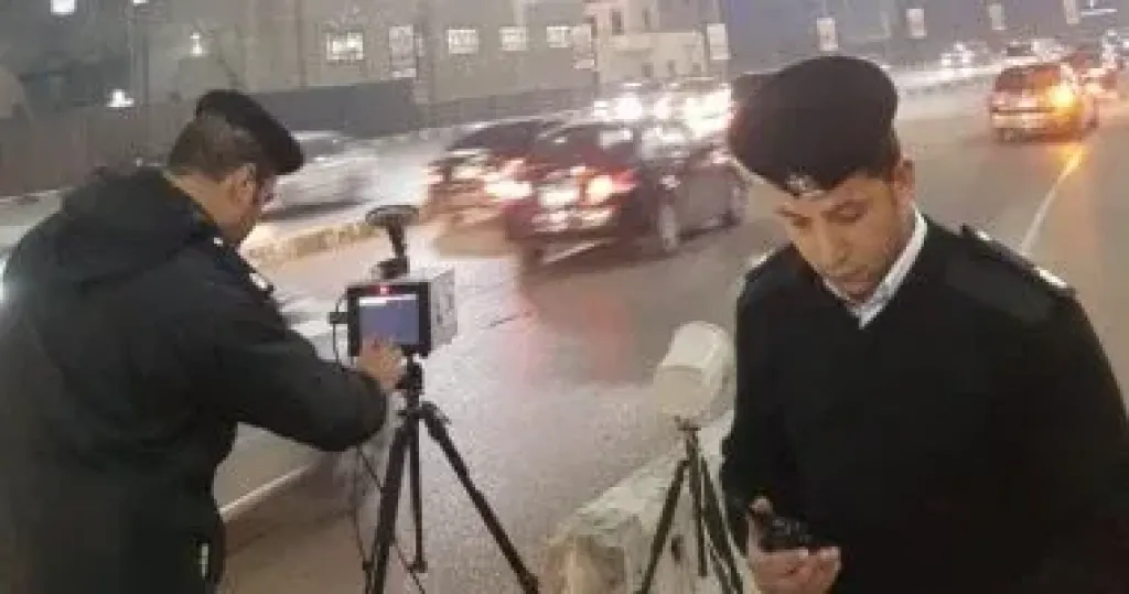 رادار المرور يلتقط 1143 سيارة تسير بسرعات جنونية خلال 24 ساعة