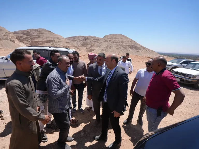 محافظ أسيوط يتابع تنفيذ محور البداري – البحر الأحمر ويوجه بتسريع الأعمال