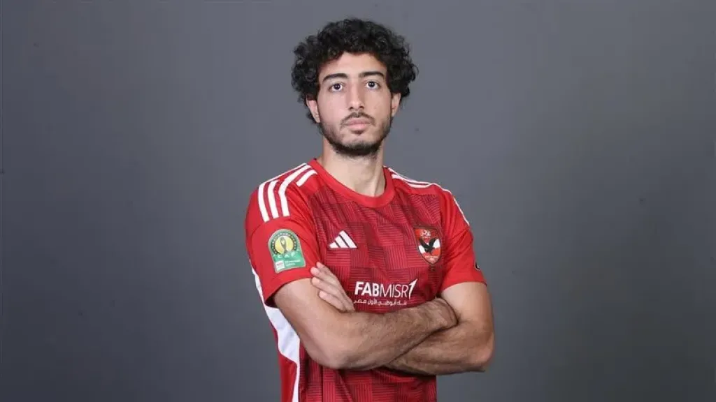 بيراميدز يهدد 4 أهلاوية بالغياب عن قمة الزمالك