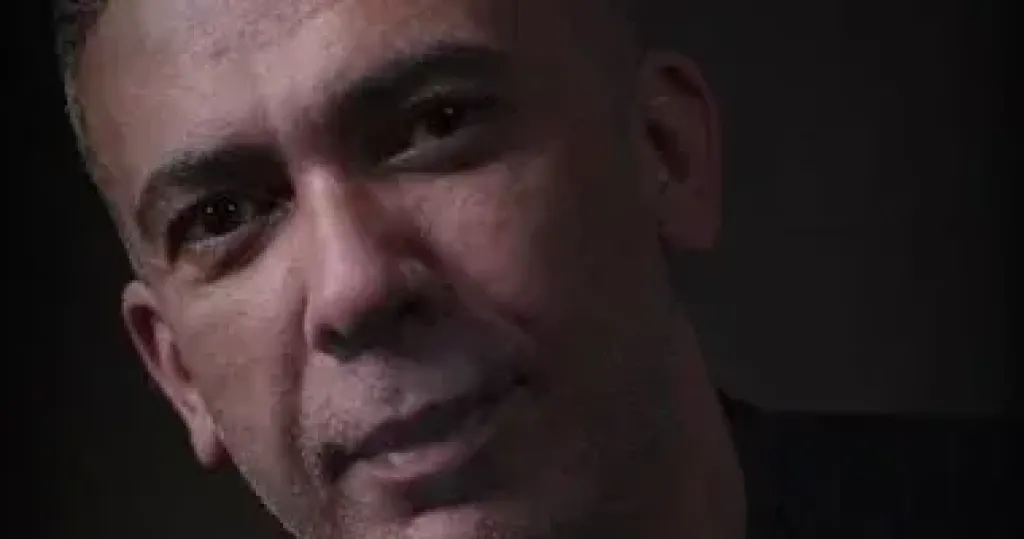 غلق صفحة الدكتور ضياء العوضي على فيسبوك يثير تساؤلات المتابعين