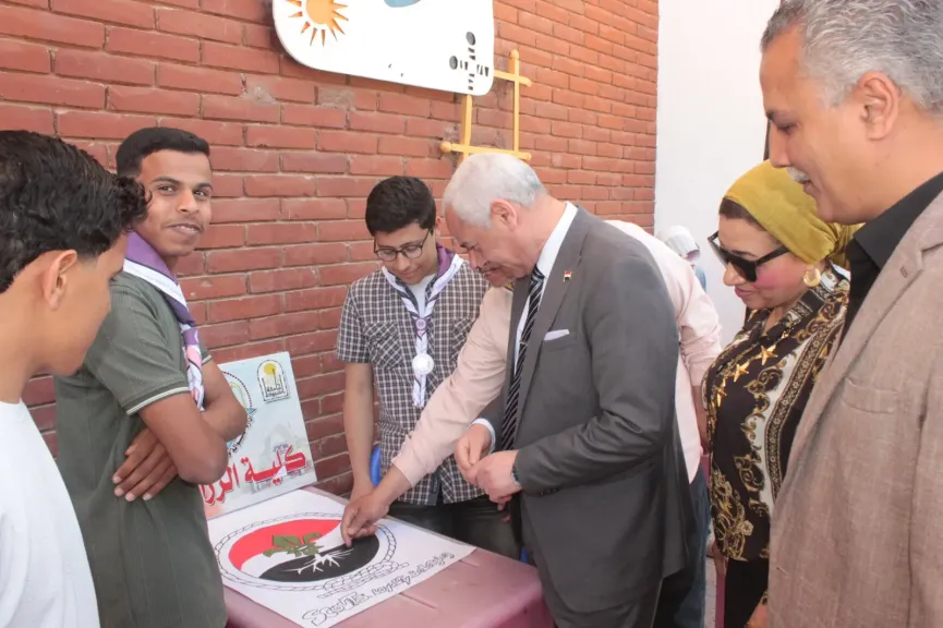 جامعة أسيوط تشهد ختامًا حافلًا للأنشطة الطلابية وتكرّم المتميزين في مسابقات