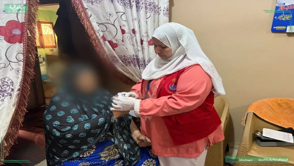 صحة الشرقية :تنفيذ  ١١١ ألف زيارة منزلية على مدار٨١ أسبوعاً