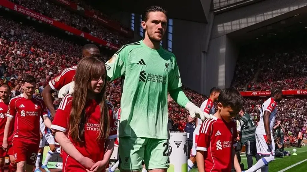 استغل إصابة الحارس، هدف ”غير أخلاقي” من كريستال بالاس في شباك ليفربول