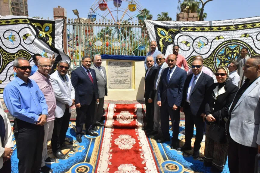 محافظ أسيوط يضع حجر الأساس لمبنى إداري ومركز تكنولوجي بحي شرق