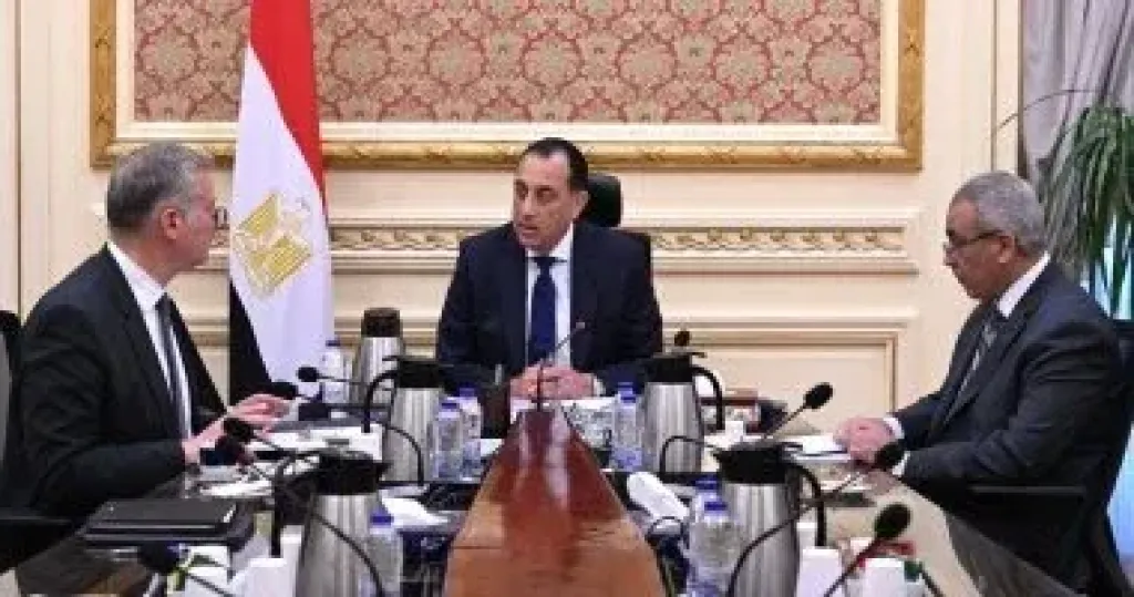 مدبولى يتابع الاستعدادات للصيف وخطط تأمين الوقود اللازم لقطاع الكهرباء