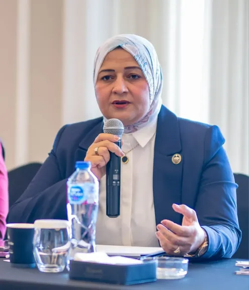 النائبة مروة قنصوة :إلغاء سقف التضخم انتصار لأصحاب المعاشات وضمان لاستدامة الموارد النقديه للصندوق