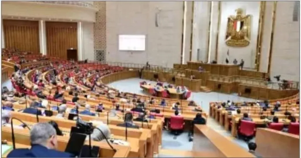 وفقا لتوجيهات الرئيس.. 4 لجان برلمانية تبدأ حوار مجتمعى حول قوانين الأسرة