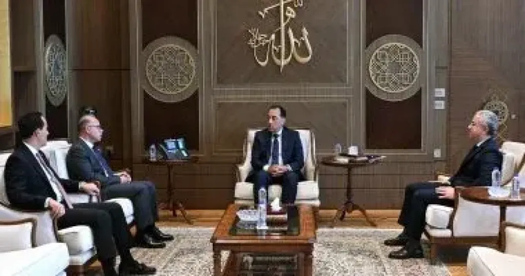 رئيس الوزراء يُصدر قرارا بتعيين الدكتور محمد عوض رئيسا تنفيذيا لهيئة الاستثمار