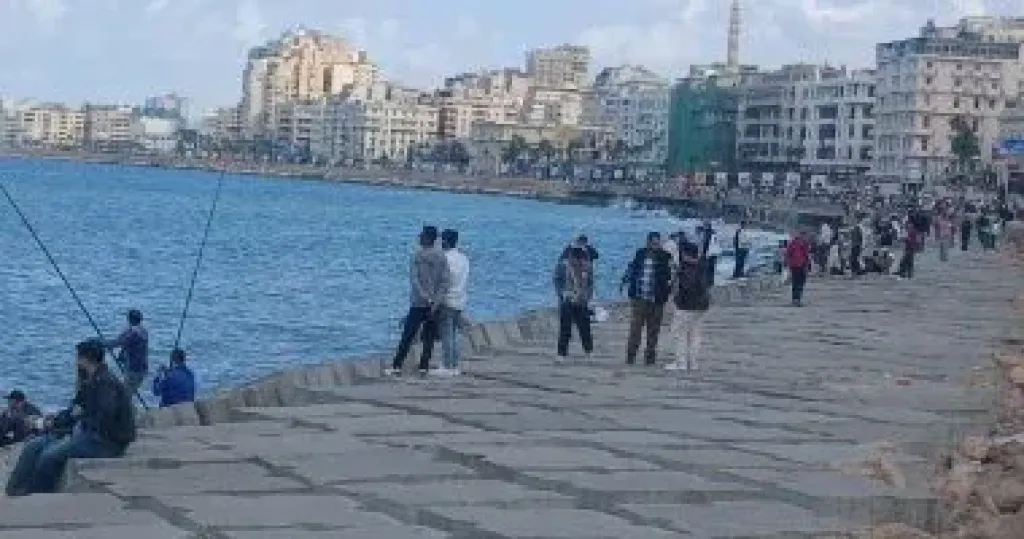 مركز المناخ: أجواء معتدلة على السواحل الشمالية ولطيفة ليلا