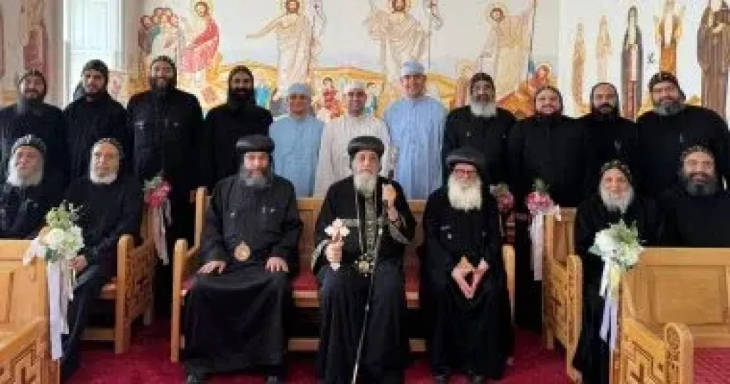 البابا تواضروس يلتقى رهبان دير الأنبا أنطونيوس بالنمسا ويحدد ملامح «إنسان القيامة»