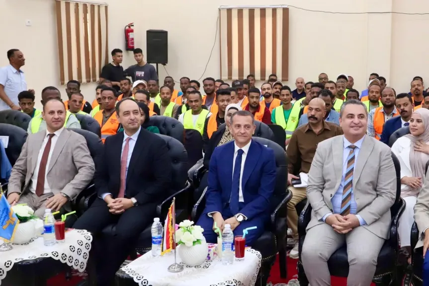 محافظ أسوان ومدير صندوق مكافحة الإدمان يشهدان فاعلية  تخريج 100 متعافي جديد من تعاطى المواد المخدرة بمركز العزيمة