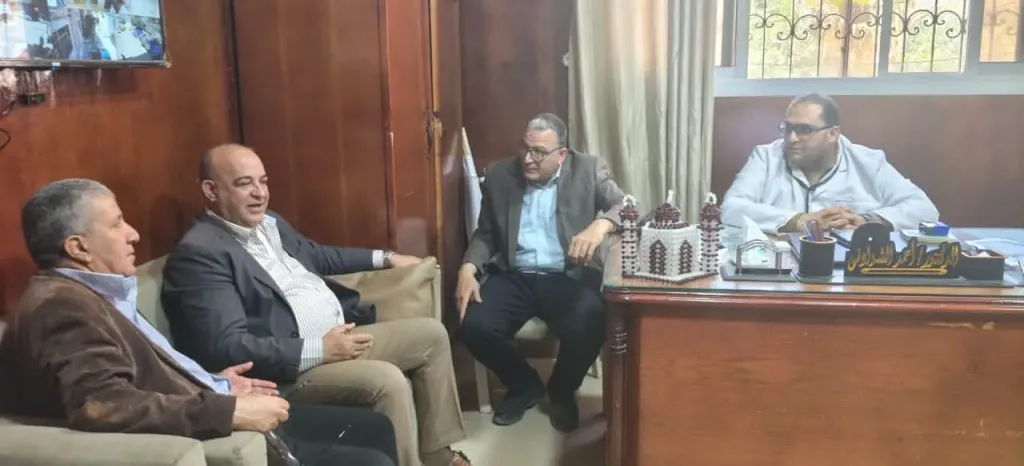 صحه الشرقيه:وكيل صحة النواب يتفقد فاقوس  ويناقش تجهيزات جهاز الرنين